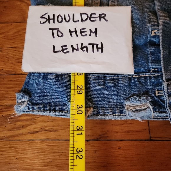 ZARA Oversized Denim Jacket with Red Faux Fur Collar and Leopard Interior - Picture 7 of 9